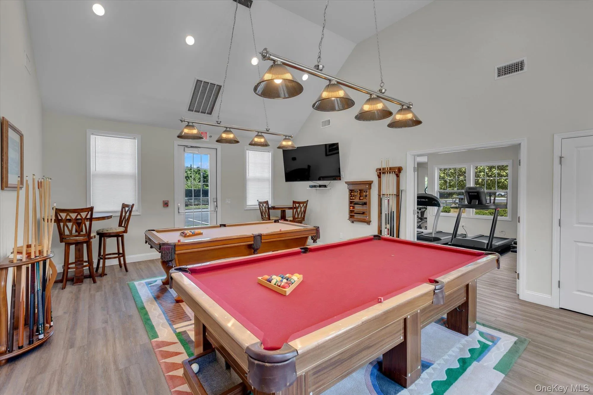 160 Christine Drive, Huntington, NY, 2 Bedrooms Bedrooms, 5 Rooms Rooms,2 BathroomsBathrooms,Residential,For Rent,Christine,0,1015034 160 Christine Drive, Huntington, NY, 2 Bedrooms Bedrooms, 5 Rooms Rooms,2 BathroomsBathrooms,Residential,For Rent,Christine,0,1015034
