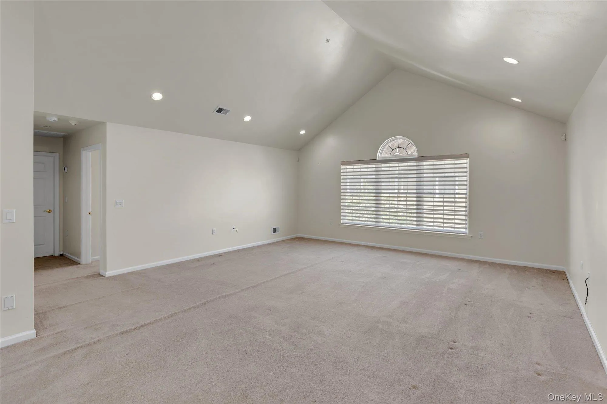 160 Christine Drive, Huntington, NY, 2 Bedrooms Bedrooms, 5 Rooms Rooms,2 BathroomsBathrooms,Residential,For Rent,Christine,0,1015034 160 Christine Drive, Huntington, NY, 2 Bedrooms Bedrooms, 5 Rooms Rooms,2 BathroomsBathrooms,Residential,For Rent,Christine,0,1015034