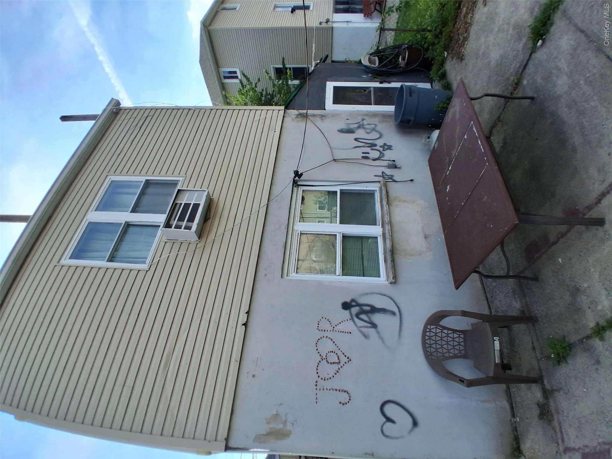 636 Logan Avenue, New York, NY, 2 Bedrooms Bedrooms, 6 Rooms Rooms,1 BathroomBathrooms,Residential,For Rent,Logan,0,1015035 636 Logan Avenue, New York, NY, 2 Bedrooms Bedrooms, 6 Rooms Rooms,1 BathroomBathrooms,Residential,For Rent,Logan,0,1015035