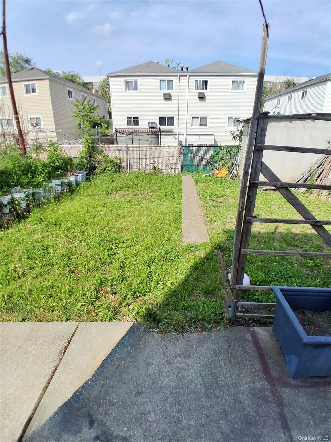 636 Logan Avenue, New York, NY, 2 Bedrooms Bedrooms, 6 Rooms Rooms,1 BathroomBathrooms,Residential,For Rent,Logan,0,KEY1015035 636 Logan Avenue, New York, NY, 2 Bedrooms Bedrooms, 6 Rooms Rooms,1 BathroomBathrooms,Residential,For Rent,Logan,0,KEY1015035