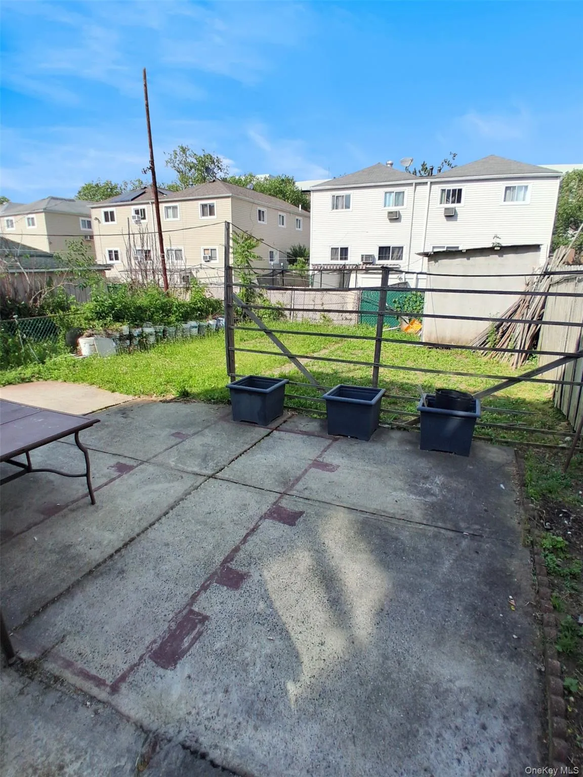 636 Logan Avenue, New York, NY, 2 Bedrooms Bedrooms, 6 Rooms Rooms,1 BathroomBathrooms,Residential,For Rent,Logan,0,KEY1015035 636 Logan Avenue, New York, NY, 2 Bedrooms Bedrooms, 6 Rooms Rooms,1 BathroomBathrooms,Residential,For Rent,Logan,0,KEY1015035