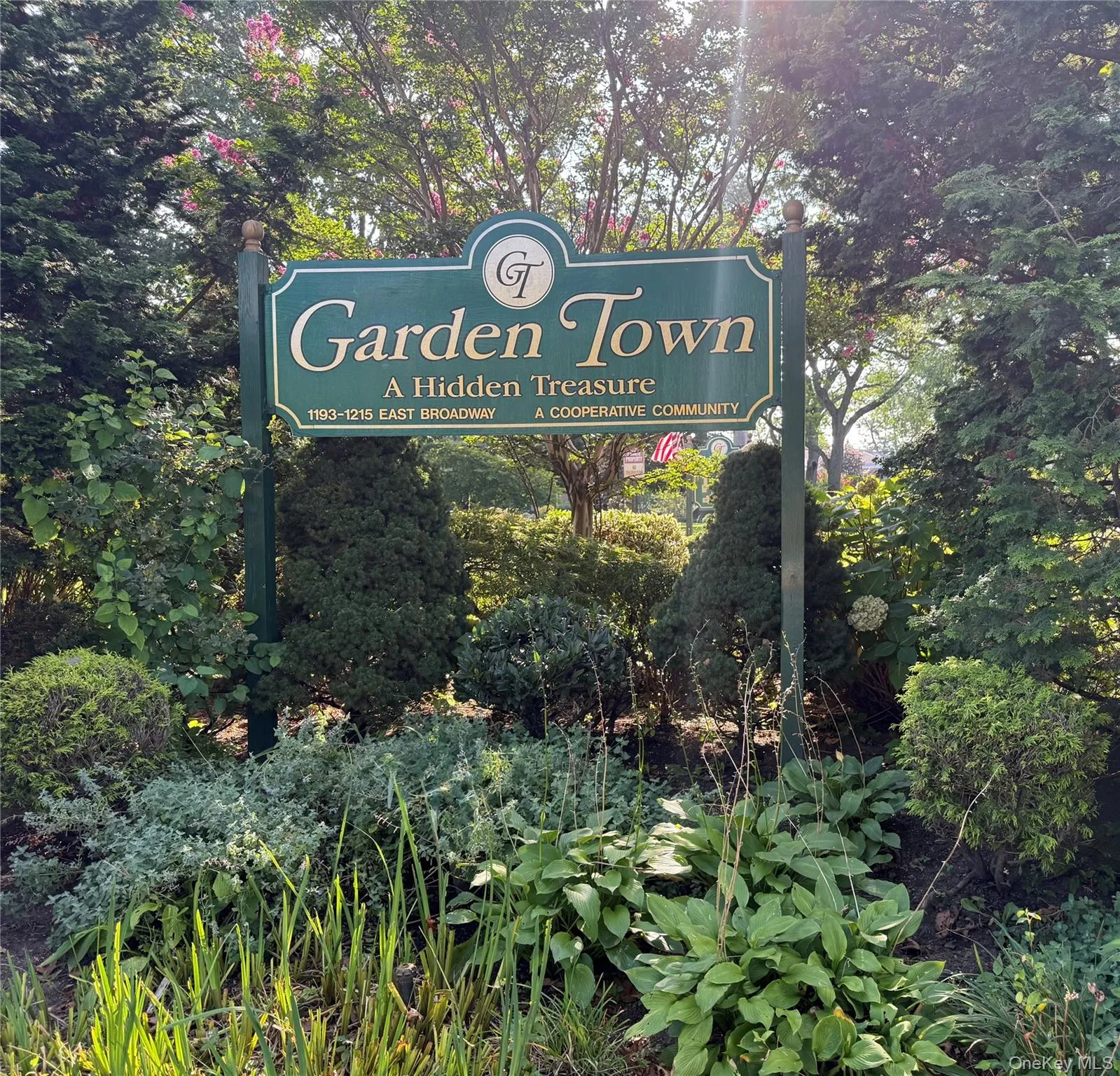 1201 Broadway, Hempstead, NY, 2 Bedrooms Bedrooms, 4 Rooms Rooms,2 BathroomsBathrooms,Residential,For Rent,Broadway,0,1015039 1201 Broadway, Hempstead, NY, 2 Bedrooms Bedrooms, 4 Rooms Rooms,2 BathroomsBathrooms,Residential,For Rent,Broadway,0,1015039
