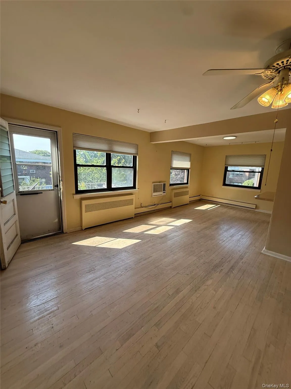 1201 Broadway, Hempstead, NY, 2 Bedrooms Bedrooms, 4 Rooms Rooms,2 BathroomsBathrooms,Residential,For Rent,Broadway,0,1015039 1201 Broadway, Hempstead, NY, 2 Bedrooms Bedrooms, 4 Rooms Rooms,2 BathroomsBathrooms,Residential,For Rent,Broadway,0,1015039