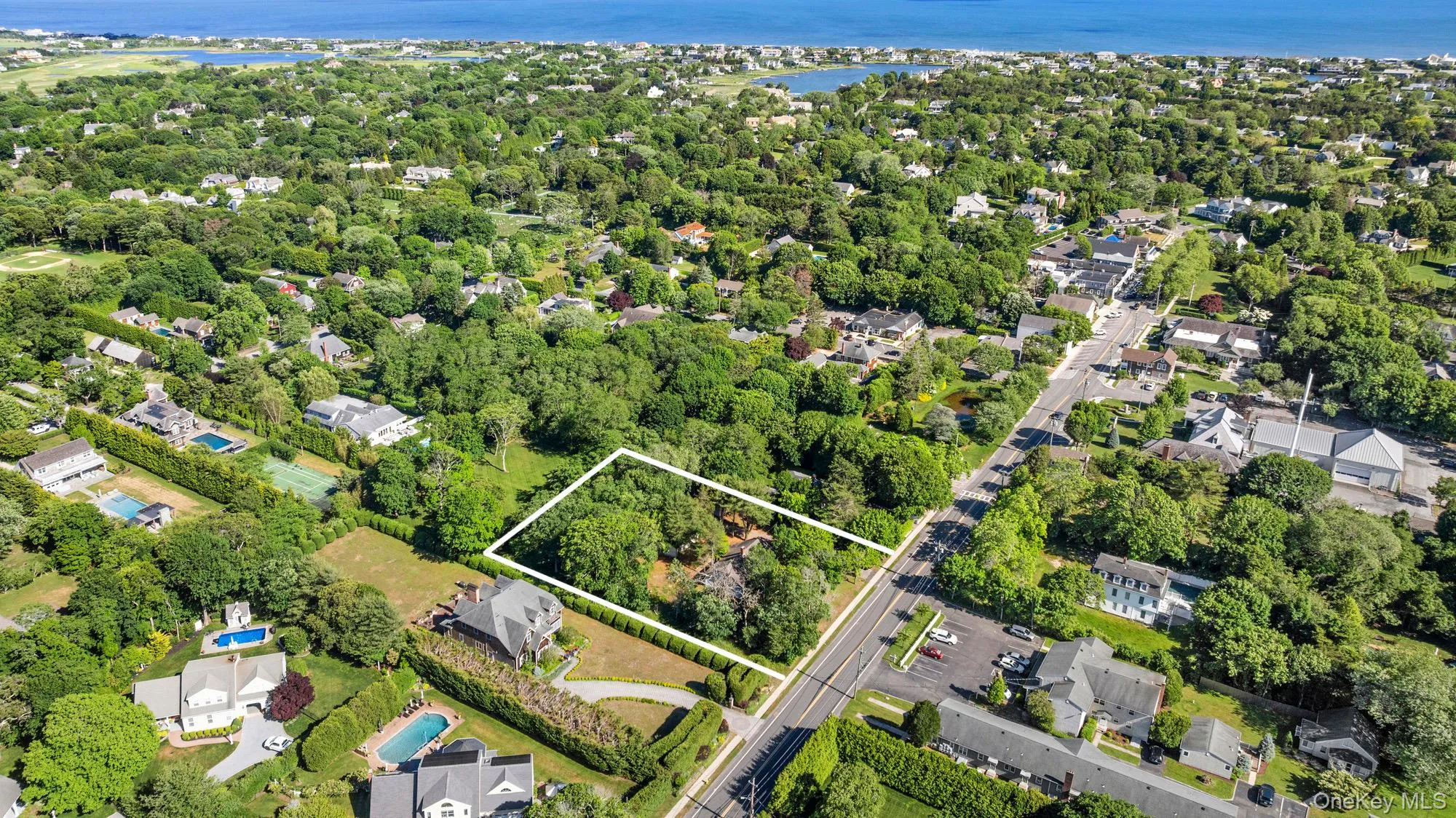 108 Jessup Avenue, Southampton, NY, 2 Bedrooms Bedrooms, 6 Rooms Rooms,1 BathroomBathrooms,Residential,For Rent,Jessup,0,1015040 108 Jessup Avenue, Southampton, NY, 2 Bedrooms Bedrooms, 6 Rooms Rooms,1 BathroomBathrooms,Residential,For Rent,Jessup,0,1015040
