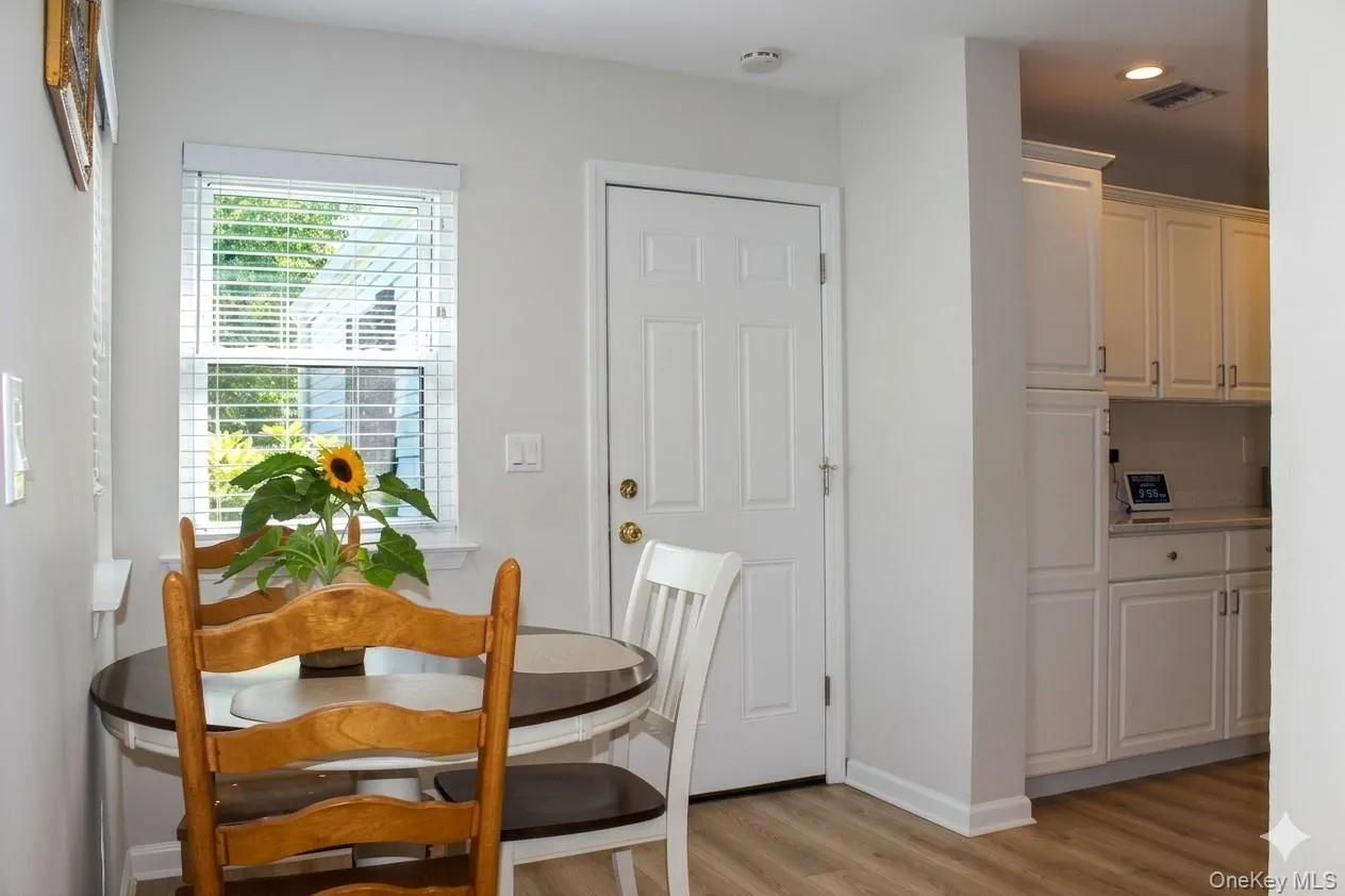 173 Knolls Drive, Brookhaven, NY, 2 Bedrooms Bedrooms, 5 Rooms Rooms,2 BathroomsBathrooms,Residential,For Rent,Knolls,0,KEY1015041 173 Knolls Drive, Brookhaven, NY, 2 Bedrooms Bedrooms, 5 Rooms Rooms,2 BathroomsBathrooms,Residential,For Rent,Knolls,0,KEY1015041