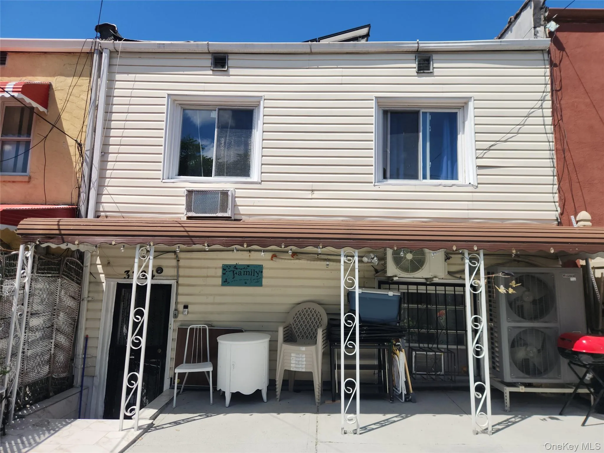 3324 Gunther Avenue, New York, NY, 6 Bedrooms Bedrooms, 10 Rooms Rooms,2 BathroomsBathrooms,Residential,For Rent,Gunther,0,1015048 3324 Gunther Avenue, New York, NY, 6 Bedrooms Bedrooms, 10 Rooms Rooms,2 BathroomsBathrooms,Residential,For Rent,Gunther,0,1015048