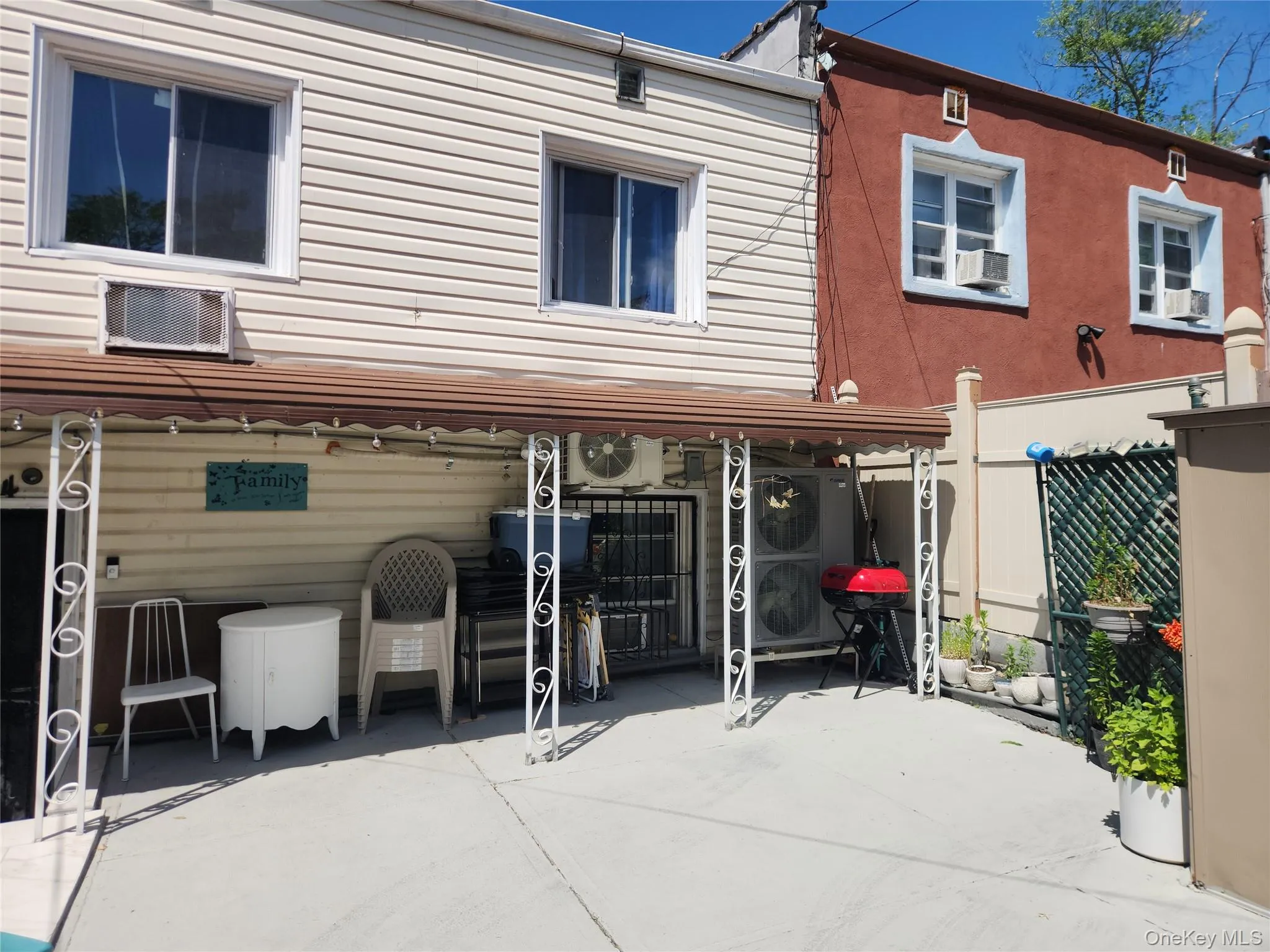 3324 Gunther Avenue, New York, NY, 6 Bedrooms Bedrooms, 10 Rooms Rooms,2 BathroomsBathrooms,Residential,For Rent,Gunther,0,1015048 3324 Gunther Avenue, New York, NY, 6 Bedrooms Bedrooms, 10 Rooms Rooms,2 BathroomsBathrooms,Residential,For Rent,Gunther,0,1015048