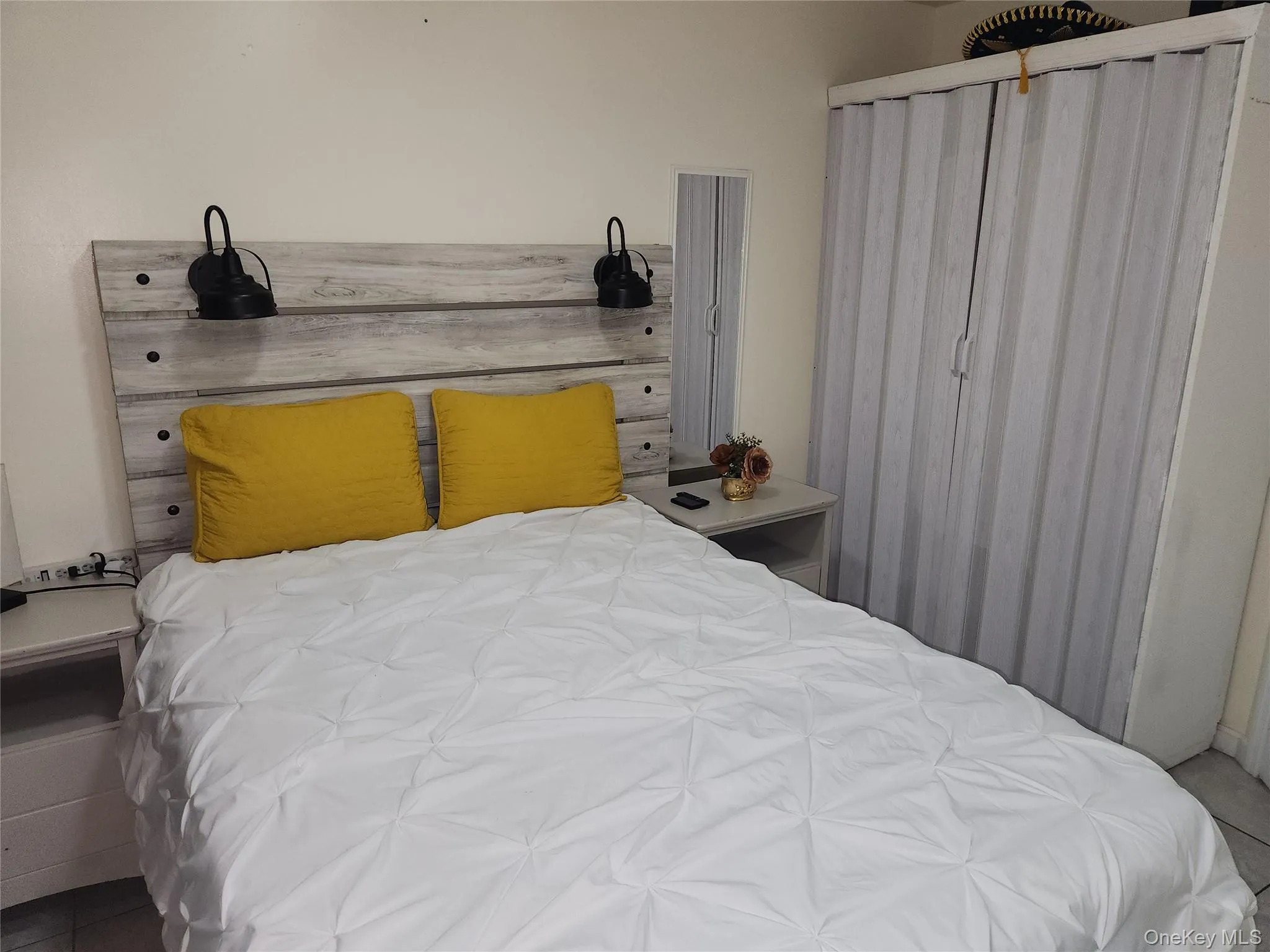 3324 Gunther Avenue, New York, NY, 6 Bedrooms Bedrooms, 10 Rooms Rooms,2 BathroomsBathrooms,Residential,For Rent,Gunther,0,1015048 3324 Gunther Avenue, New York, NY, 6 Bedrooms Bedrooms, 10 Rooms Rooms,2 BathroomsBathrooms,Residential,For Rent,Gunther,0,1015048