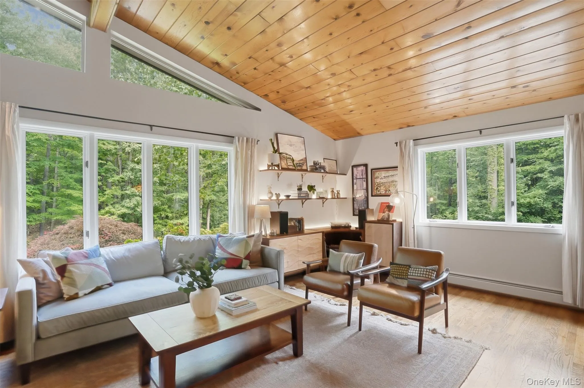 17 Stoutenburgh Drive, Hyde Park, NY, 4 Bedrooms Bedrooms, 9 Rooms Rooms,3 BathroomsBathrooms,Residential,For Rent,Stoutenburgh,0,1015051 17 Stoutenburgh Drive, Hyde Park, NY, 4 Bedrooms Bedrooms, 9 Rooms Rooms,3 BathroomsBathrooms,Residential,For Rent,Stoutenburgh,0,1015051