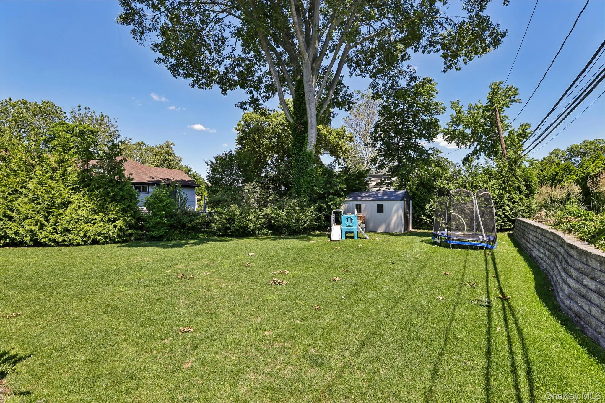 14 Griffin Lane, North Hempstead, NY, 4 Bedrooms Bedrooms, 8 Rooms Rooms,2 BathroomsBathrooms,Residential,For Rent,Griffin,0,1015054 14 Griffin Lane, North Hempstead, NY, 4 Bedrooms Bedrooms, 8 Rooms Rooms,2 BathroomsBathrooms,Residential,For Rent,Griffin,0,1015054