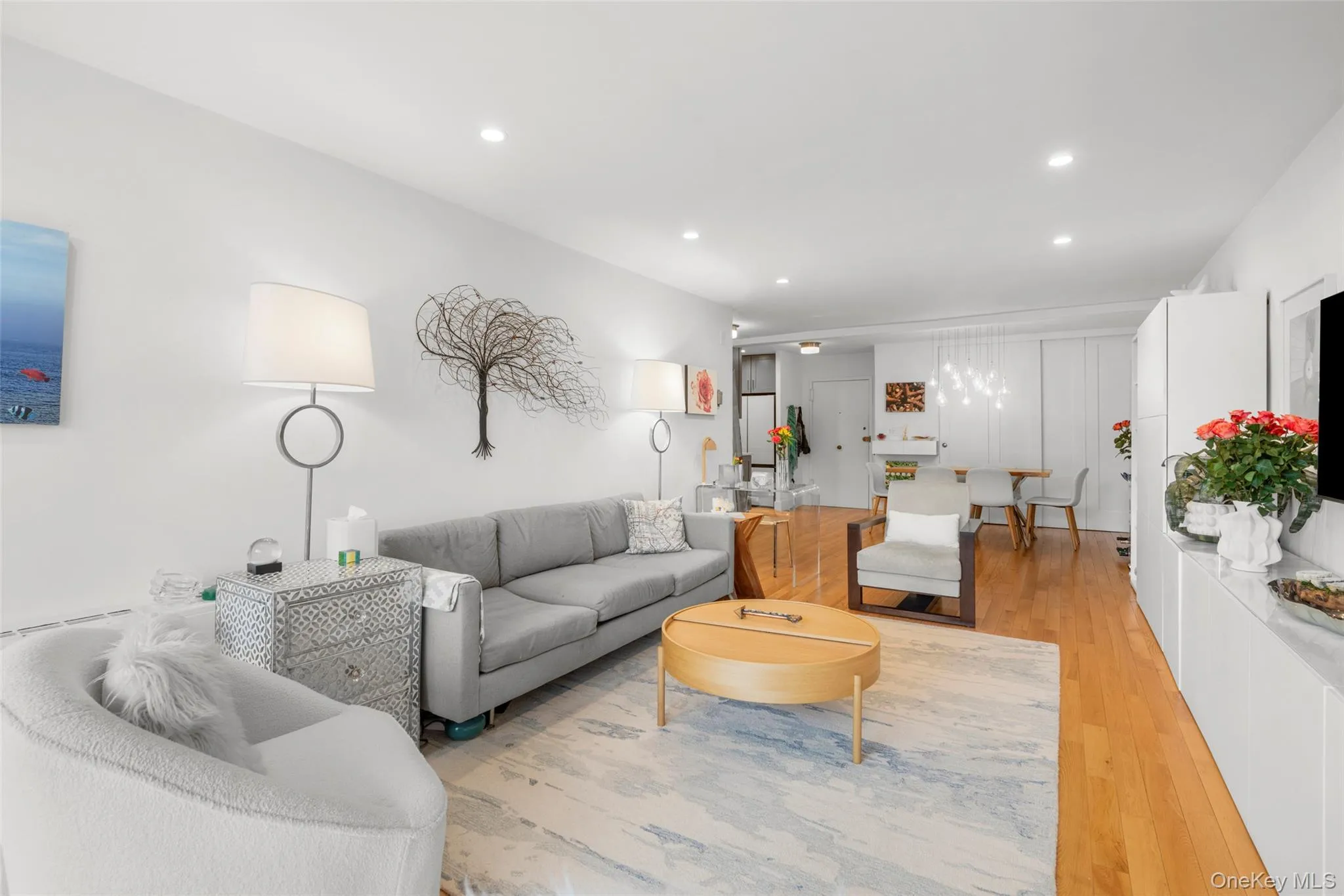 20 Old Mamaroneck Road, White Plains, NY, 1 Bedroom Bedrooms, 5 Rooms Rooms,1 BathroomBathrooms,Residential,For Rent,Old Mamaroneck,0,1015063 20 Old Mamaroneck Road, White Plains, NY, 1 Bedroom Bedrooms, 5 Rooms Rooms,1 BathroomBathrooms,Residential,For Rent,Old Mamaroneck,0,1015063