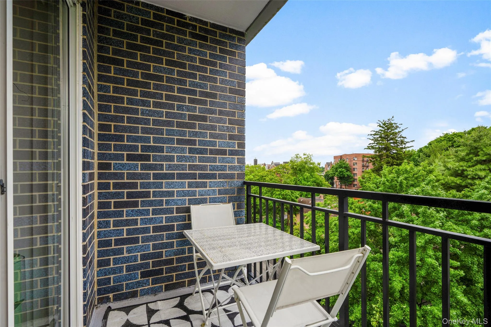 20 Old Mamaroneck Road, White Plains, NY, 1 Bedroom Bedrooms, 5 Rooms Rooms,1 BathroomBathrooms,Residential,For Rent,Old Mamaroneck,0,1015063 20 Old Mamaroneck Road, White Plains, NY, 1 Bedroom Bedrooms, 5 Rooms Rooms,1 BathroomBathrooms,Residential,For Rent,Old Mamaroneck,0,1015063