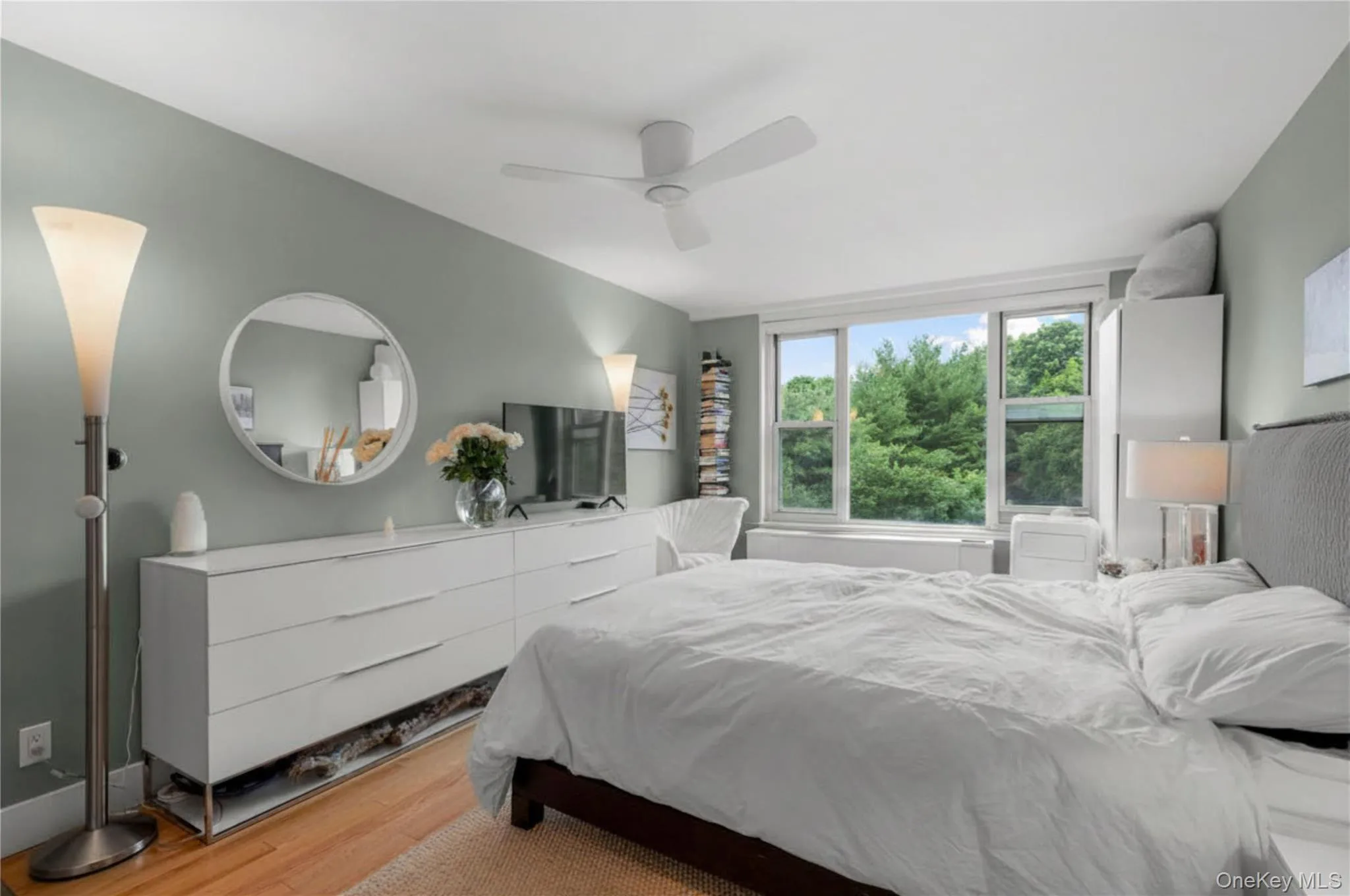 20 Old Mamaroneck Road, White Plains, NY, 1 Bedroom Bedrooms, 5 Rooms Rooms,1 BathroomBathrooms,Residential,For Rent,Old Mamaroneck,0,1015063 20 Old Mamaroneck Road, White Plains, NY, 1 Bedroom Bedrooms, 5 Rooms Rooms,1 BathroomBathrooms,Residential,For Rent,Old Mamaroneck,0,1015063