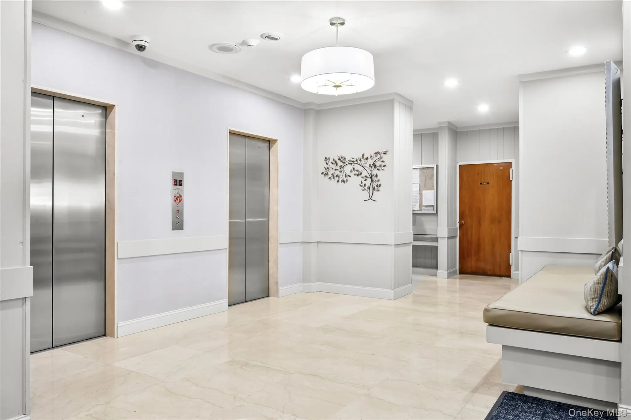 20 Old Mamaroneck Road, White Plains, NY, 1 Bedroom Bedrooms, 5 Rooms Rooms,1 BathroomBathrooms,Residential,For Rent,Old Mamaroneck,0,1015063 20 Old Mamaroneck Road, White Plains, NY, 1 Bedroom Bedrooms, 5 Rooms Rooms,1 BathroomBathrooms,Residential,For Rent,Old Mamaroneck,0,1015063