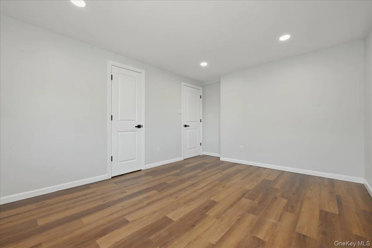 20 Wyona Avenue, Babylon, NY, 4 Bedrooms Bedrooms, 8 Rooms Rooms,2 BathroomsBathrooms,Residential,For Rent,Wyona,0,1015064 20 Wyona Avenue, Babylon, NY, 4 Bedrooms Bedrooms, 8 Rooms Rooms,2 BathroomsBathrooms,Residential,For Rent,Wyona,0,1015064