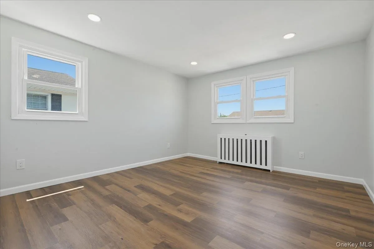 20 Wyona Avenue, Babylon, NY, 4 Bedrooms Bedrooms, 8 Rooms Rooms,2 BathroomsBathrooms,Residential,For Rent,Wyona,0,1015064 20 Wyona Avenue, Babylon, NY, 4 Bedrooms Bedrooms, 8 Rooms Rooms,2 BathroomsBathrooms,Residential,For Rent,Wyona,0,1015064
