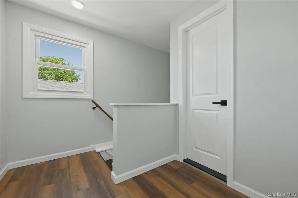 20 Wyona Avenue, Babylon, NY, 4 Bedrooms Bedrooms, 8 Rooms Rooms,2 BathroomsBathrooms,Residential,For Rent,Wyona,0,1015064 20 Wyona Avenue, Babylon, NY, 4 Bedrooms Bedrooms, 8 Rooms Rooms,2 BathroomsBathrooms,Residential,For Rent,Wyona,0,1015064