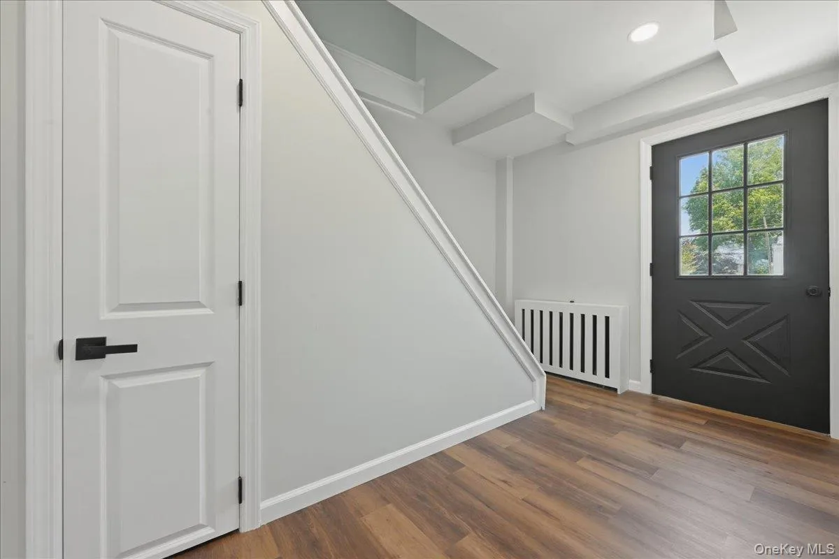 20 Wyona Avenue, Babylon, NY, 4 Bedrooms Bedrooms, 8 Rooms Rooms,2 BathroomsBathrooms,Residential,For Rent,Wyona,0,1015064 20 Wyona Avenue, Babylon, NY, 4 Bedrooms Bedrooms, 8 Rooms Rooms,2 BathroomsBathrooms,Residential,For Rent,Wyona,0,1015064