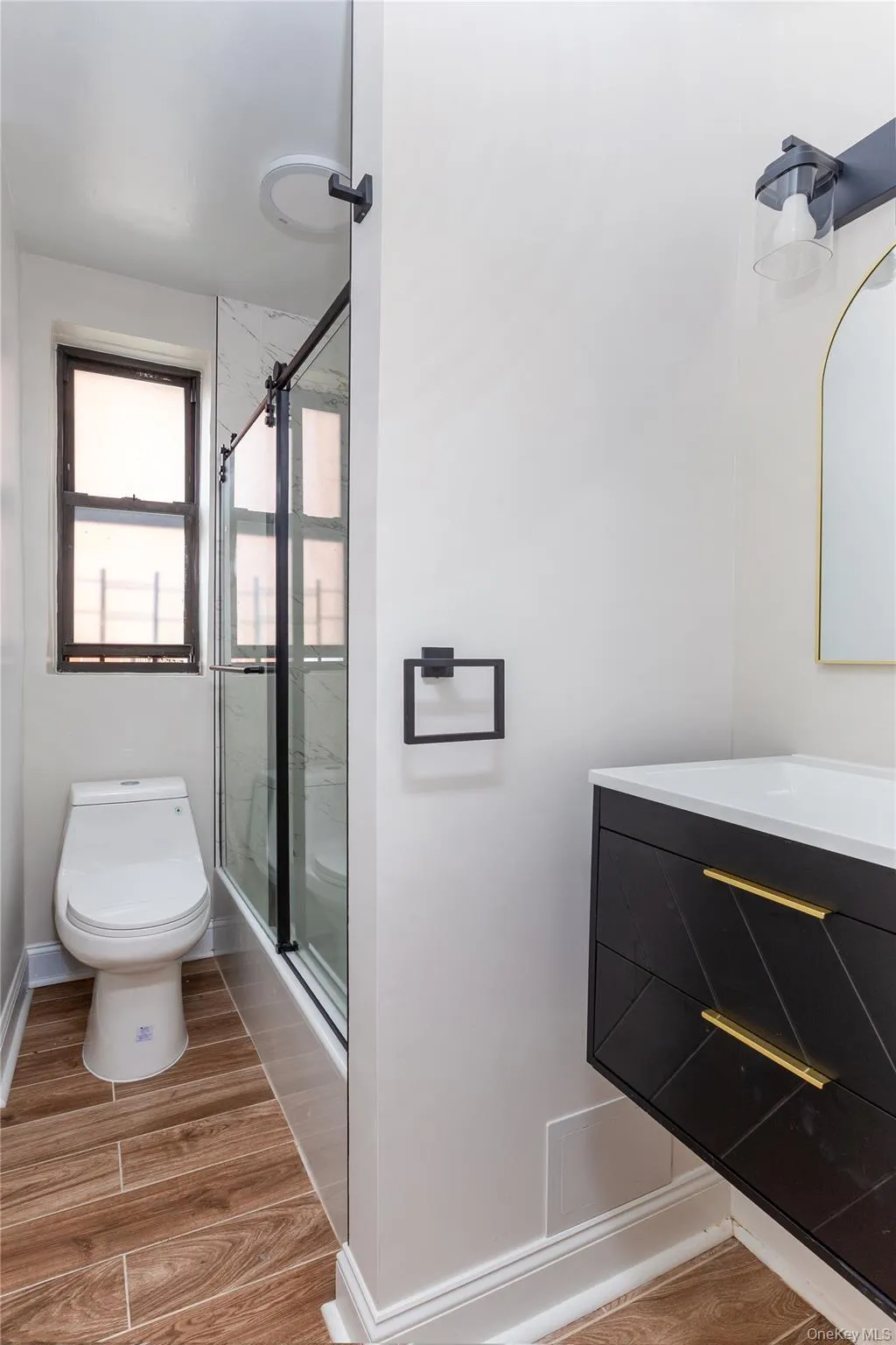 3600 Fieldston Road, New York, NY, 2 Bedrooms Bedrooms, 3 Rooms Rooms,1 BathroomBathrooms,Residential,For Rent,Fieldston,0,KEY1015067 3600 Fieldston Road, New York, NY, 2 Bedrooms Bedrooms, 3 Rooms Rooms,1 BathroomBathrooms,Residential,For Rent,Fieldston,0,KEY1015067