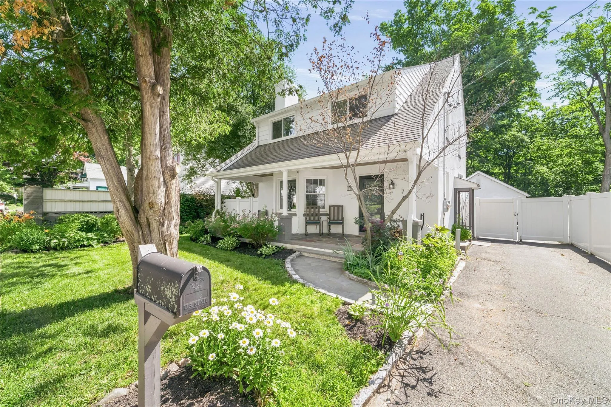 7 Brook Place, Ossining, NY, 3 Bedrooms Bedrooms, 6 Rooms Rooms,1 BathroomBathrooms,Residential,For Rent,Brook,0,1015069 7 Brook Place, Ossining, NY, 3 Bedrooms Bedrooms, 6 Rooms Rooms,1 BathroomBathrooms,Residential,For Rent,Brook,0,1015069
