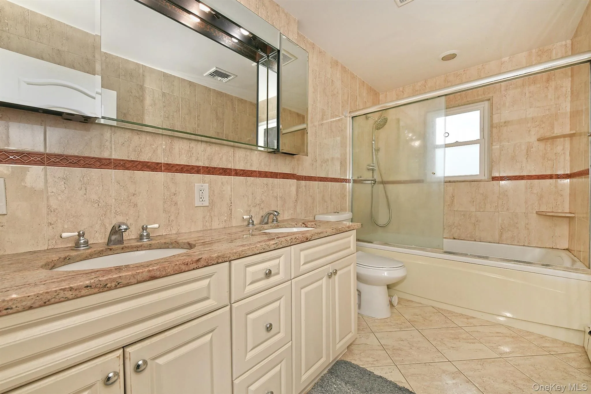 76 12th Street, Huntington, NY, 3 Bedrooms Bedrooms, 5 Rooms Rooms,2 BathroomsBathrooms,Residential Lease,For Rent,12th,0,1015072 76 12th Street, Huntington, NY, 3 Bedrooms Bedrooms, 5 Rooms Rooms,2 BathroomsBathrooms,Residential Lease,For Rent,12th,0,1015072