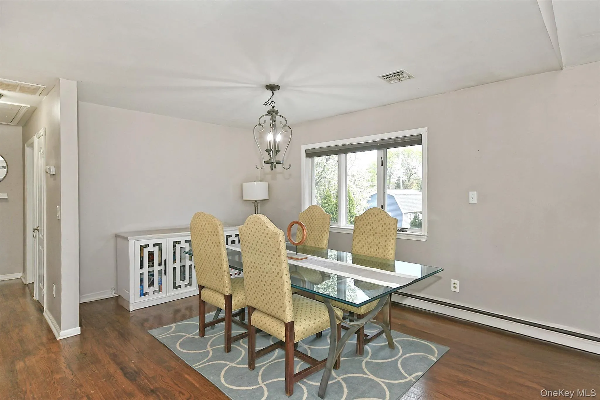 76 12th Street, Huntington, NY, 3 Bedrooms Bedrooms, 5 Rooms Rooms,2 BathroomsBathrooms,Residential Lease,For Rent,12th,0,1015072 76 12th Street, Huntington, NY, 3 Bedrooms Bedrooms, 5 Rooms Rooms,2 BathroomsBathrooms,Residential Lease,For Rent,12th,0,1015072