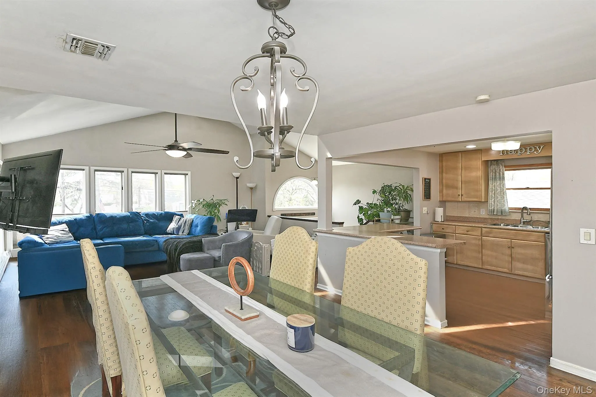 76 12th Street, Huntington, NY, 3 Bedrooms Bedrooms, 5 Rooms Rooms,2 BathroomsBathrooms,Residential Lease,For Rent,12th,0,1015072 76 12th Street, Huntington, NY, 3 Bedrooms Bedrooms, 5 Rooms Rooms,2 BathroomsBathrooms,Residential Lease,For Rent,12th,0,1015072