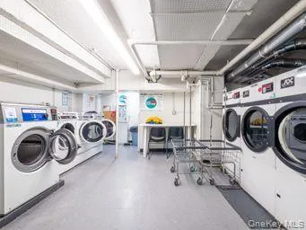 99-31 64th Avenue, New York, NY, 2 Bedrooms Bedrooms, 5 Rooms Rooms,1 BathroomBathrooms,Residential,For Rent,64th,0,1015073 99-31 64th Avenue, New York, NY, 2 Bedrooms Bedrooms, 5 Rooms Rooms,1 BathroomBathrooms,Residential,For Rent,64th,0,1015073
