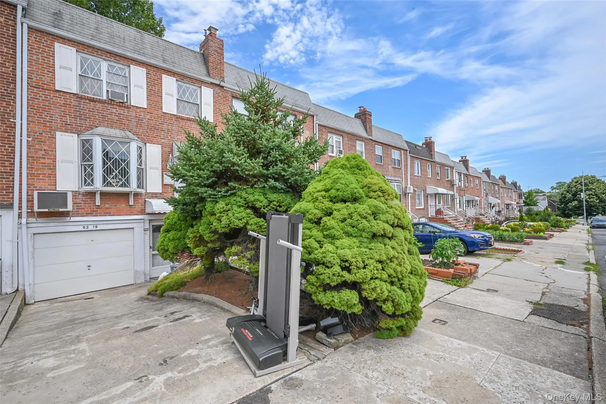53-19 195th Street, New York, NY, 3 Bedrooms Bedrooms, 8 Rooms Rooms,2 BathroomsBathrooms,Residential,For Rent,195th,0,1015081 53-19 195th Street, New York, NY, 3 Bedrooms Bedrooms, 8 Rooms Rooms,2 BathroomsBathrooms,Residential,For Rent,195th,0,1015081