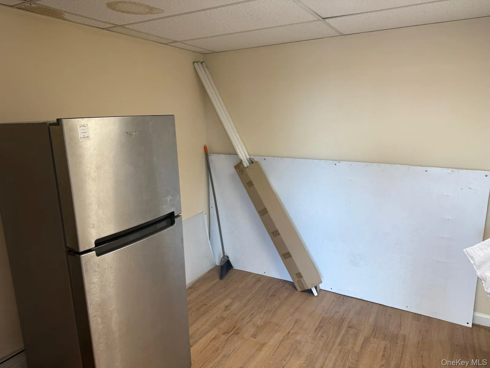 87 Broadway, Oyster Bay, NY, ,Commercial Lease,For Rent,Broadway,0,1015086 87 Broadway, Oyster Bay, NY, ,Commercial Lease,For Rent,Broadway,0,1015086