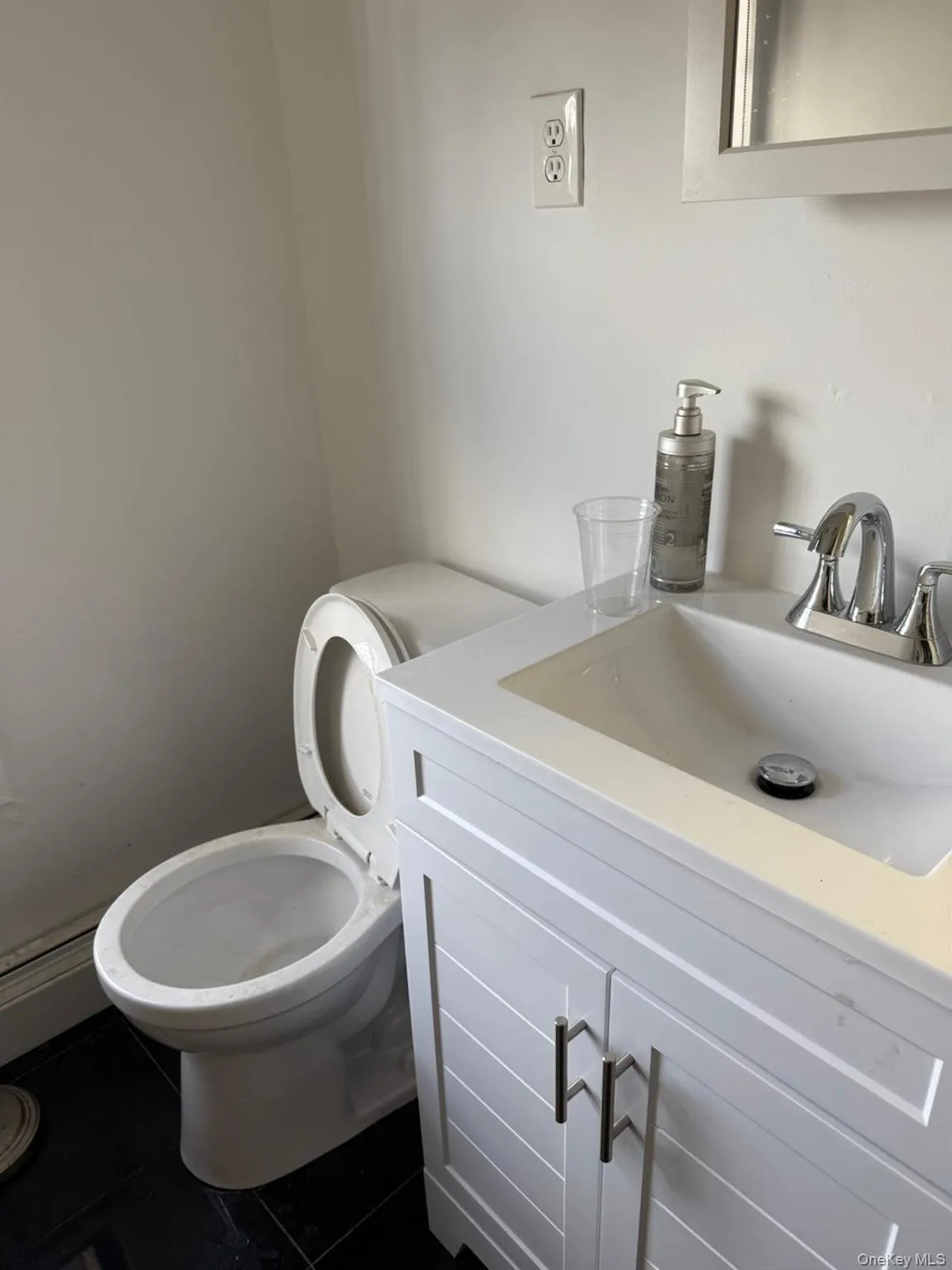 87 Broadway, Oyster Bay, NY, ,Commercial Lease,For Rent,Broadway,0,1015086 87 Broadway, Oyster Bay, NY, ,Commercial Lease,For Rent,Broadway,0,1015086