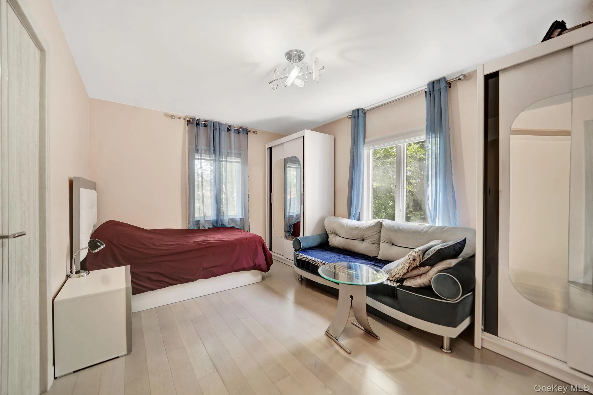 180-15 Aberdeen Road, New York, NY, 5 Bedrooms Bedrooms, 12 Rooms Rooms,3 BathroomsBathrooms,Residential,For Rent,Aberdeen,0,1015092 180-15 Aberdeen Road, New York, NY, 5 Bedrooms Bedrooms, 12 Rooms Rooms,3 BathroomsBathrooms,Residential,For Rent,Aberdeen,0,1015092