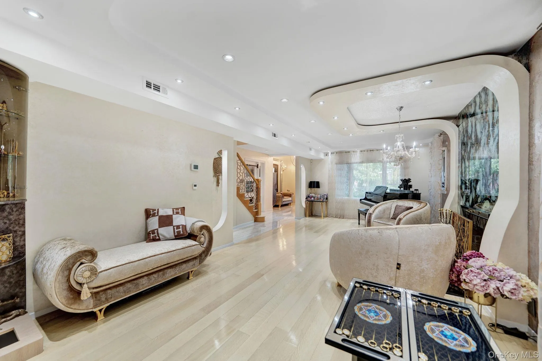 180-15 Aberdeen Road, New York, NY, 5 Bedrooms Bedrooms, 12 Rooms Rooms,3 BathroomsBathrooms,Residential,For Rent,Aberdeen,0,1015092 180-15 Aberdeen Road, New York, NY, 5 Bedrooms Bedrooms, 12 Rooms Rooms,3 BathroomsBathrooms,Residential,For Rent,Aberdeen,0,1015092