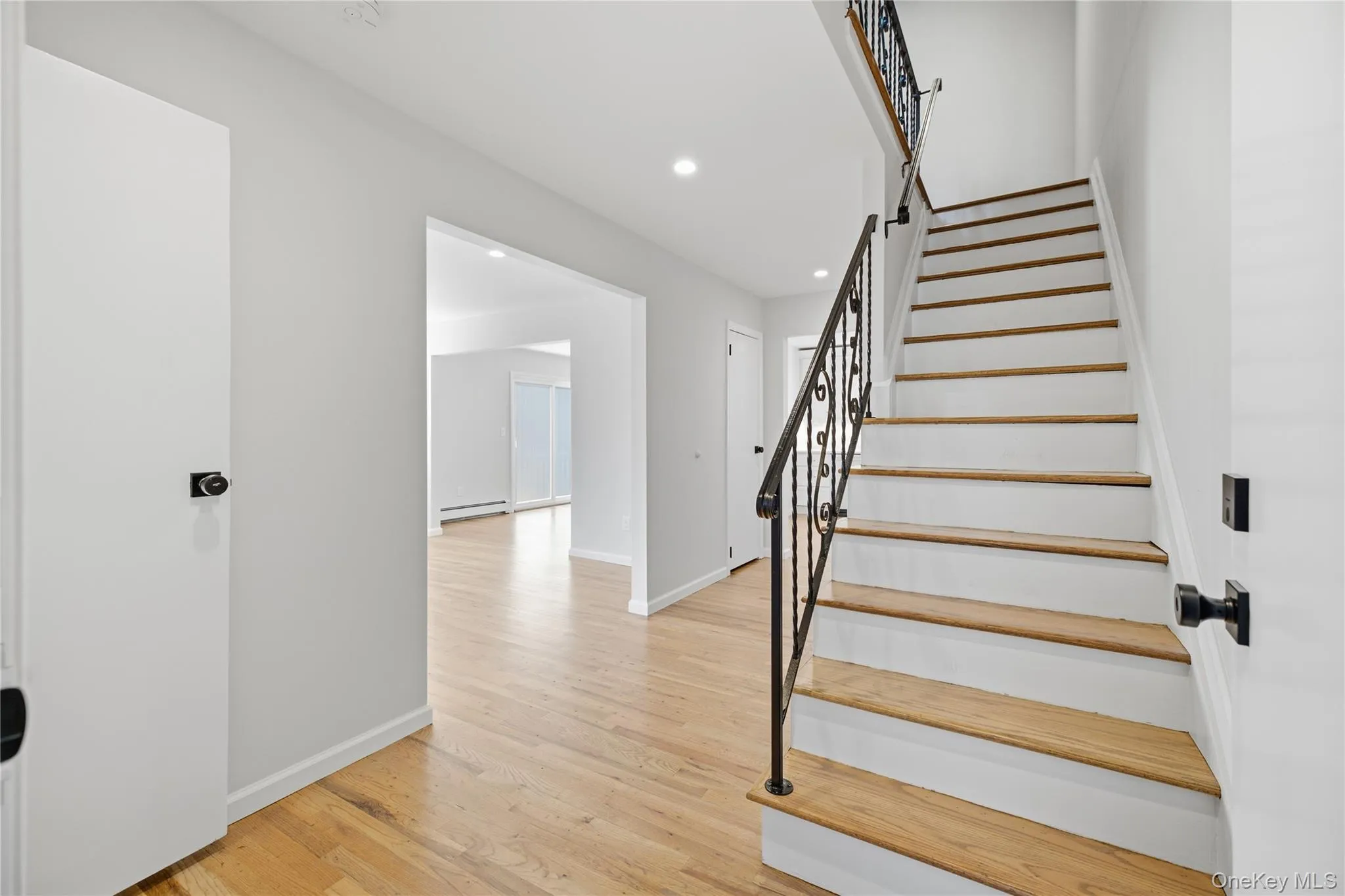 580 East Pine Street, Long Beach, NY, 3 Bedrooms Bedrooms, 7 Rooms Rooms,2 BathroomsBathrooms,Residential Lease,For Rent,East Pine,0,1015096 580 East Pine Street, Long Beach, NY, 3 Bedrooms Bedrooms, 7 Rooms Rooms,2 BathroomsBathrooms,Residential Lease,For Rent,East Pine,0,1015096