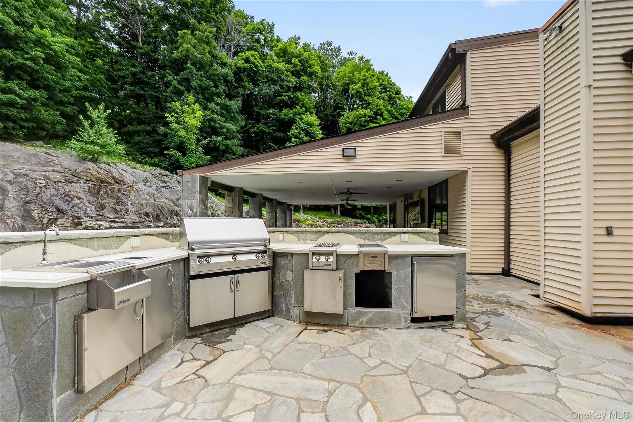 Outdoor Kitchen Outdoor Kitchen