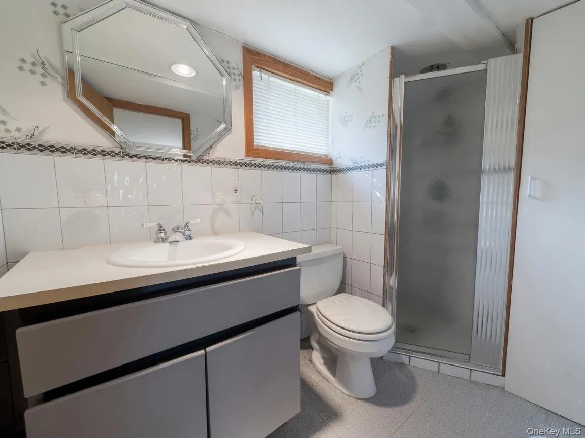 1 Trebor Road, Oyster Bay, NY, 2 Bedrooms Bedrooms, 8 Rooms Rooms,2 BathroomsBathrooms,Residential,For Rent,Trebor,0,1015100 1 Trebor Road, Oyster Bay, NY, 2 Bedrooms Bedrooms, 8 Rooms Rooms,2 BathroomsBathrooms,Residential,For Rent,Trebor,0,1015100