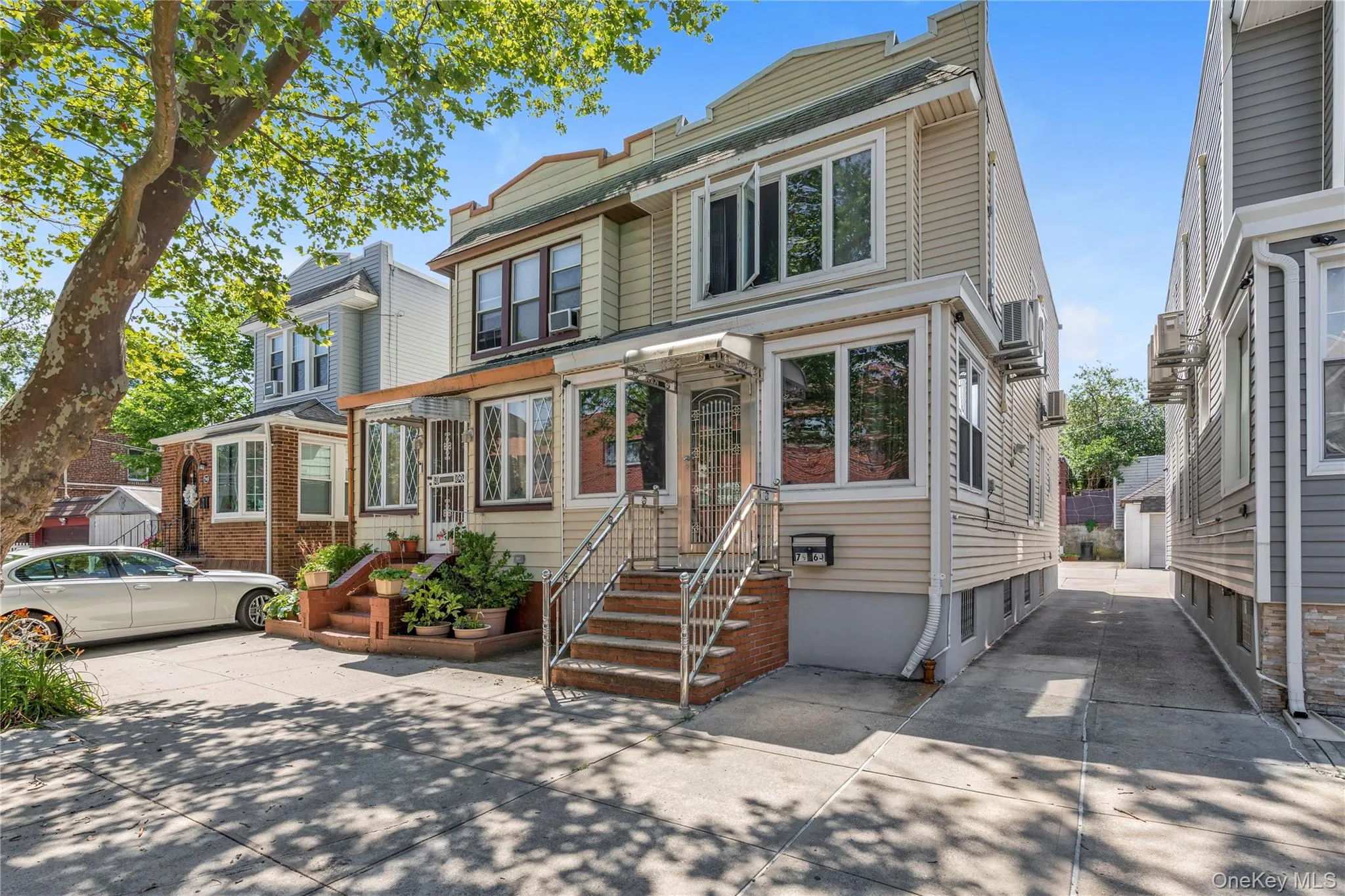 7964 77th Avenue, New York, NY, 3 Bedrooms Bedrooms, 5 Rooms Rooms,3 BathroomsBathrooms,Residential,For Rent,77th,0,KEY1015101 7964 77th Avenue, New York, NY, 3 Bedrooms Bedrooms, 5 Rooms Rooms,3 BathroomsBathrooms,Residential,For Rent,77th,0,KEY1015101
