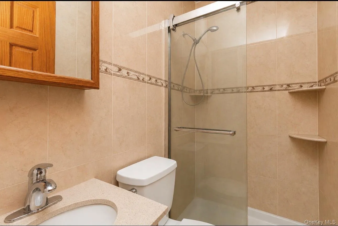 7964 77th Avenue, New York, NY, 3 Bedrooms Bedrooms, 5 Rooms Rooms,3 BathroomsBathrooms,Residential,For Rent,77th,0,KEY1015101 7964 77th Avenue, New York, NY, 3 Bedrooms Bedrooms, 5 Rooms Rooms,3 BathroomsBathrooms,Residential,For Rent,77th,0,KEY1015101