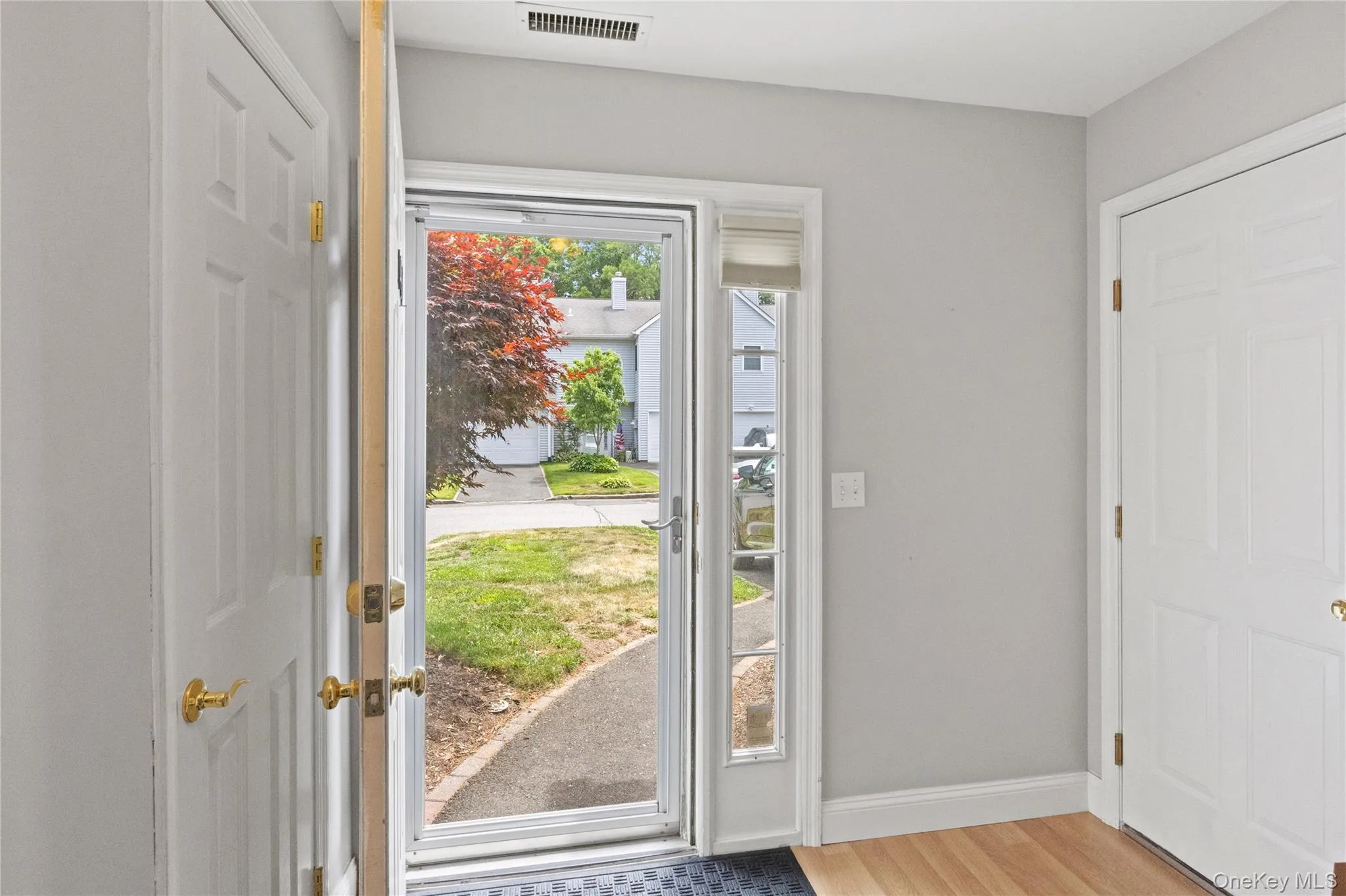1406 Sara Circle, Brookhaven, NY, 3 Bedrooms Bedrooms, 6 Rooms Rooms,2 BathroomsBathrooms,Residential,For Rent,Sara,0,1015102 1406 Sara Circle, Brookhaven, NY, 3 Bedrooms Bedrooms, 6 Rooms Rooms,2 BathroomsBathrooms,Residential,For Rent,Sara,0,1015102