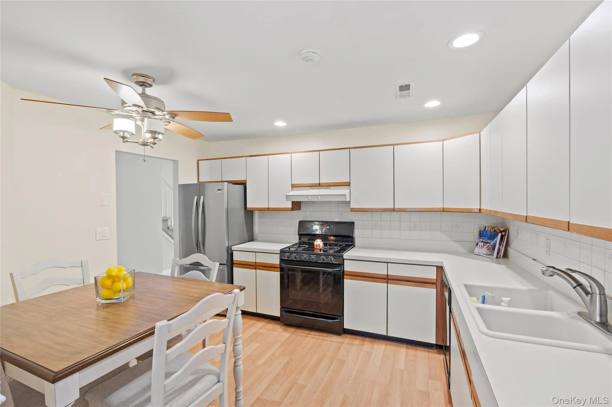 1406 Sara Circle, Brookhaven, NY, 3 Bedrooms Bedrooms, 6 Rooms Rooms,2 BathroomsBathrooms,Residential,For Rent,Sara,0,1015102 1406 Sara Circle, Brookhaven, NY, 3 Bedrooms Bedrooms, 6 Rooms Rooms,2 BathroomsBathrooms,Residential,For Rent,Sara,0,1015102
