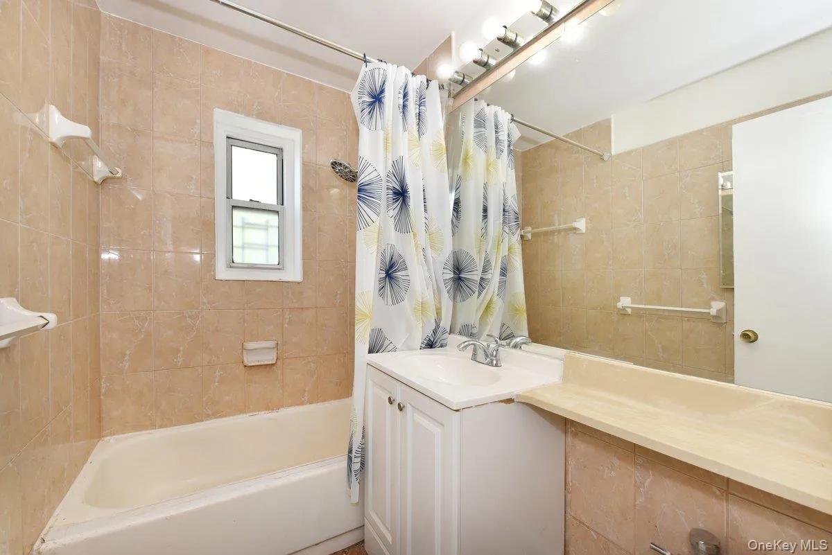 Bathroom Bathroom