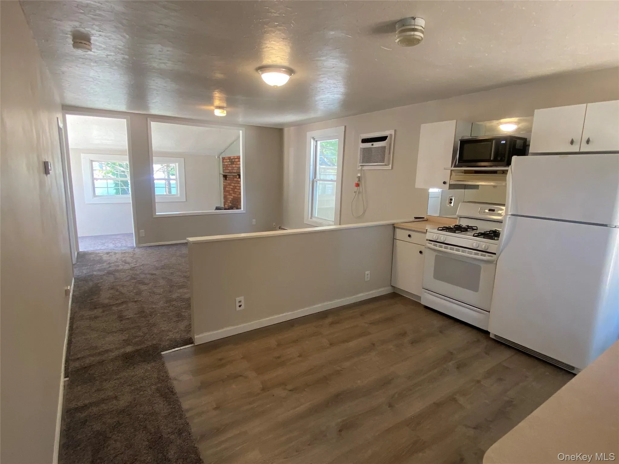 101 Rose Drive, Islip, NY, 2 Bedrooms Bedrooms, 6 Rooms Rooms,1 BathroomBathrooms,Residential,For Rent,Rose,0,1015104 101 Rose Drive, Islip, NY, 2 Bedrooms Bedrooms, 6 Rooms Rooms,1 BathroomBathrooms,Residential,For Rent,Rose,0,1015104