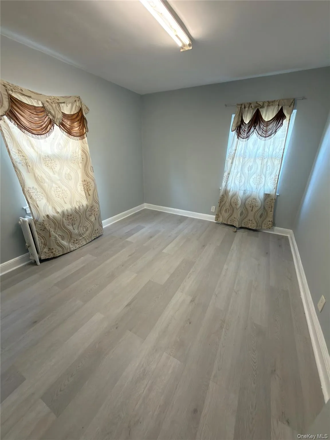 18316 64th Avenue, New York, NY, 3 Bedrooms Bedrooms, 7 Rooms Rooms,2 BathroomsBathrooms,Residential Lease,For Rent,64th,0,1015105 18316 64th Avenue, New York, NY, 3 Bedrooms Bedrooms, 7 Rooms Rooms,2 BathroomsBathrooms,Residential Lease,For Rent,64th,0,1015105