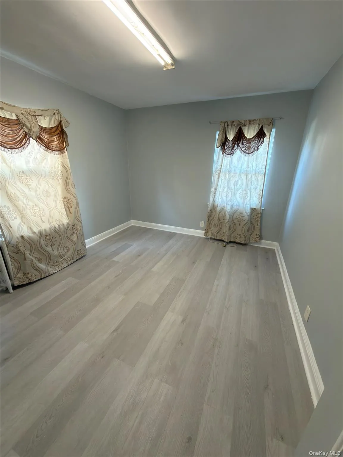 18316 64th Avenue, New York, NY, 3 Bedrooms Bedrooms, 7 Rooms Rooms,2 BathroomsBathrooms,Residential Lease,For Rent,64th,0,1015105 18316 64th Avenue, New York, NY, 3 Bedrooms Bedrooms, 7 Rooms Rooms,2 BathroomsBathrooms,Residential Lease,For Rent,64th,0,1015105