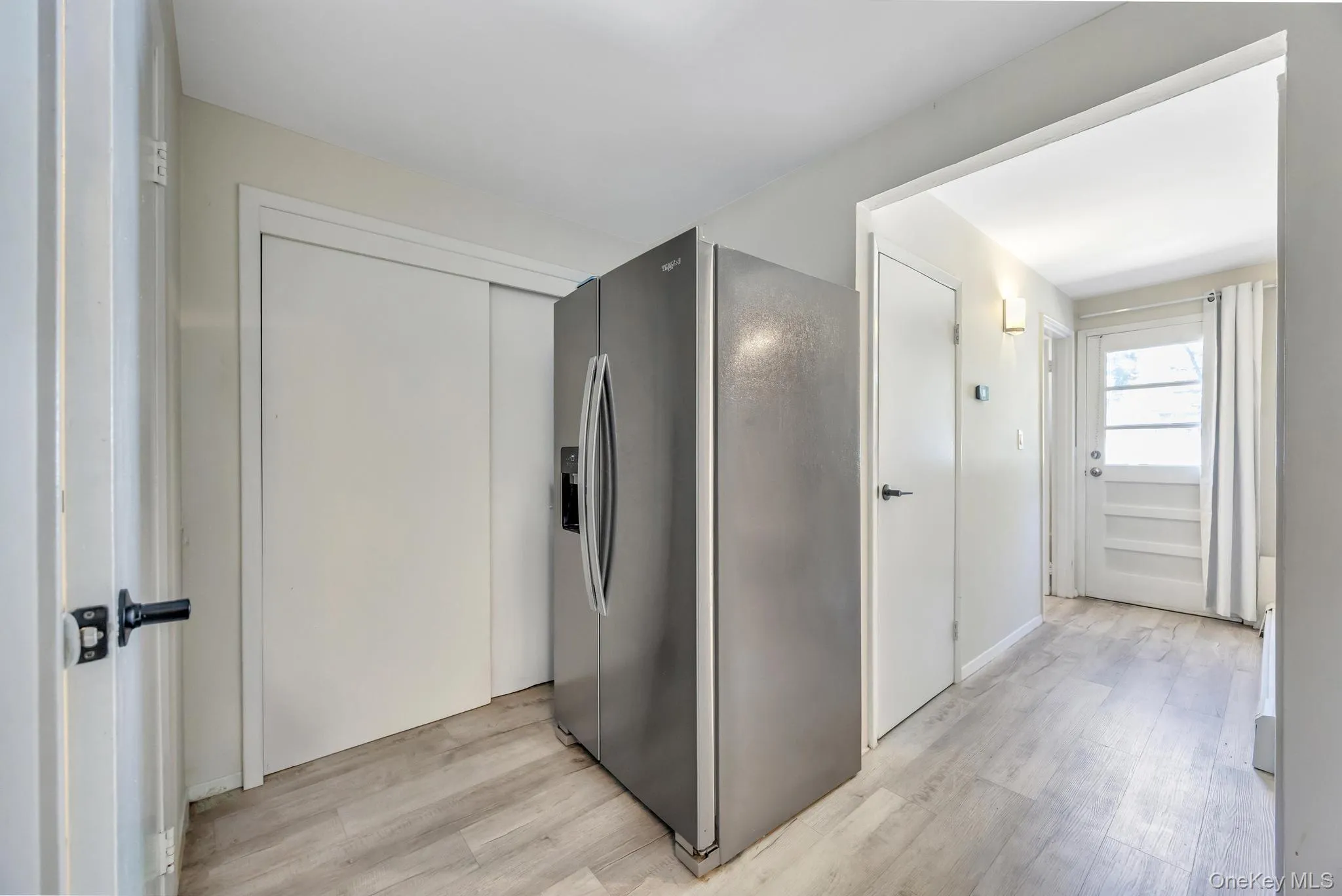 99 Burr Road, Huntington, NY, 4 Bedrooms Bedrooms, 7 Rooms Rooms,2 BathroomsBathrooms,Residential,For Rent,Burr,0,1015112 99 Burr Road, Huntington, NY, 4 Bedrooms Bedrooms, 7 Rooms Rooms,2 BathroomsBathrooms,Residential,For Rent,Burr,0,1015112