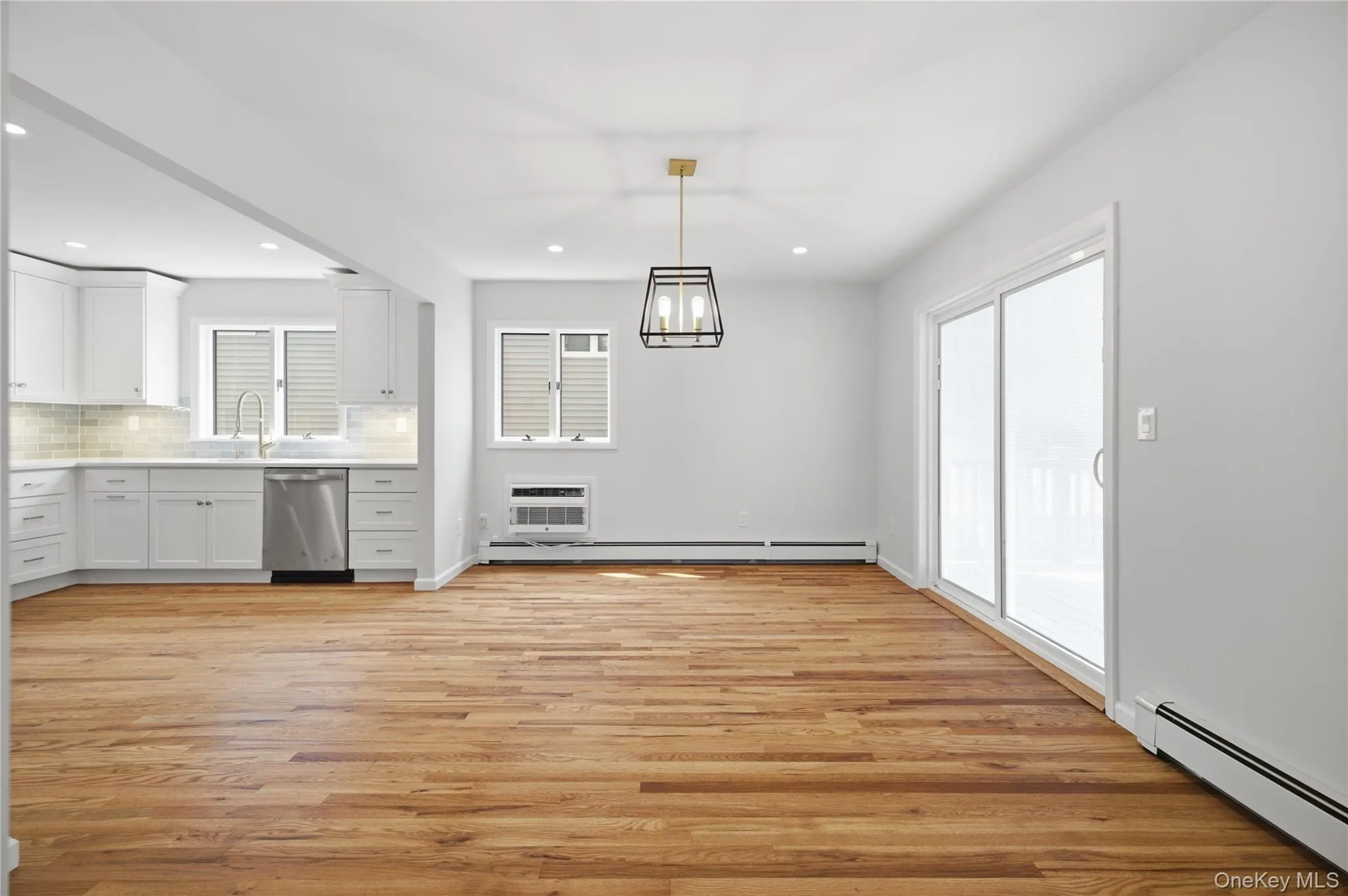 580 East Pine Street, Long Beach, NY, 3 Bedrooms Bedrooms, 7 Rooms Rooms,2 BathroomsBathrooms,Residential Lease,For Rent,East Pine,0,1015113 580 East Pine Street, Long Beach, NY, 3 Bedrooms Bedrooms, 7 Rooms Rooms,2 BathroomsBathrooms,Residential Lease,For Rent,East Pine,0,1015113