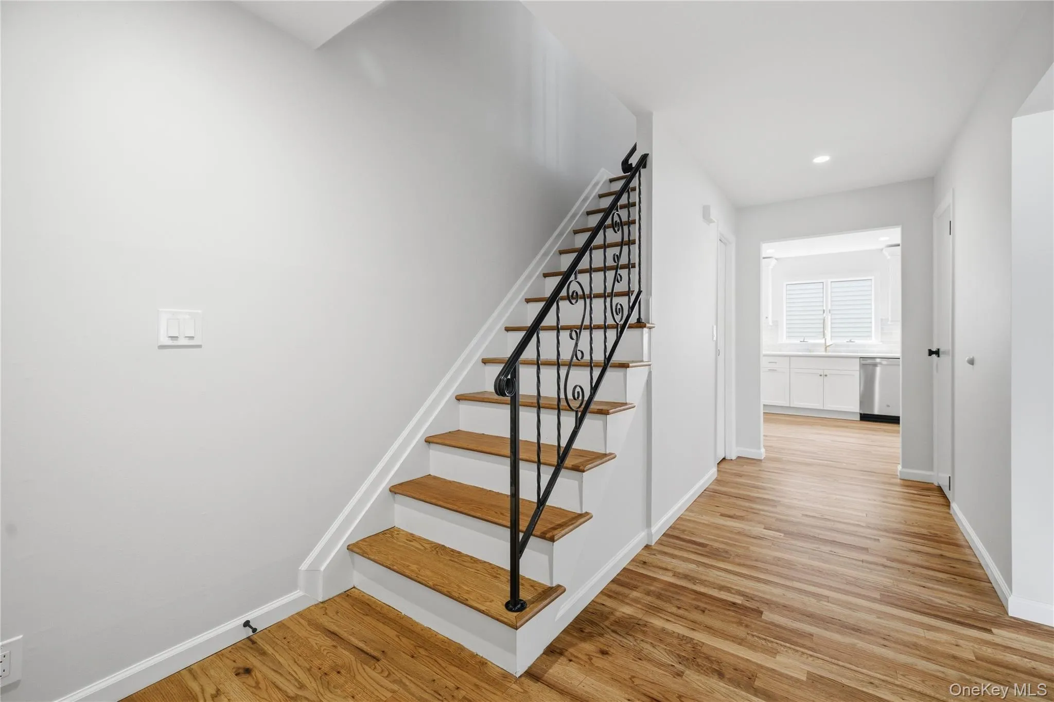 580 East Pine Street, Long Beach, NY, 3 Bedrooms Bedrooms, 7 Rooms Rooms,2 BathroomsBathrooms,Residential Lease,For Rent,East Pine,0,1015113 580 East Pine Street, Long Beach, NY, 3 Bedrooms Bedrooms, 7 Rooms Rooms,2 BathroomsBathrooms,Residential Lease,For Rent,East Pine,0,1015113