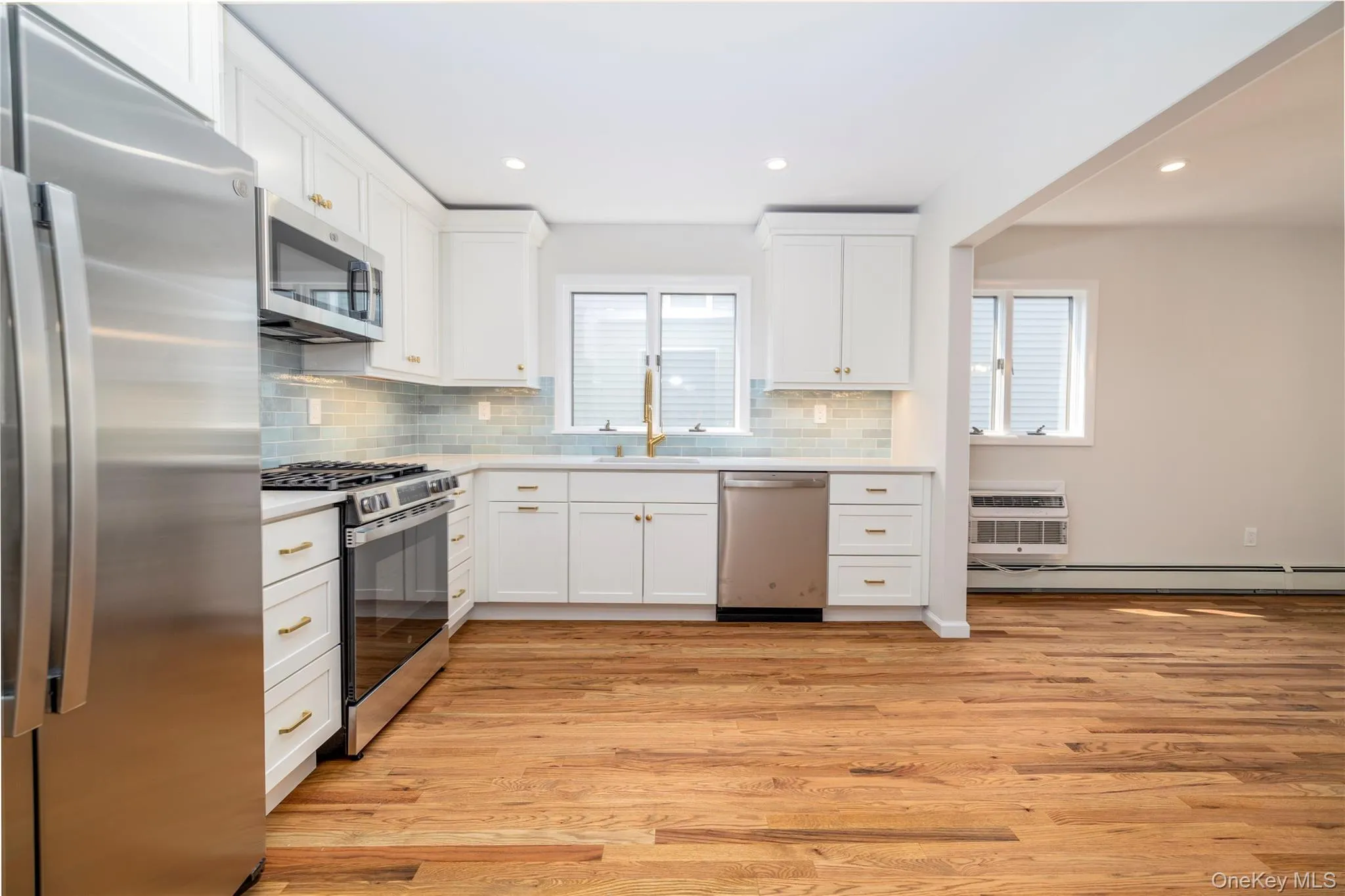 580 East Pine Street, Long Beach, NY, 3 Bedrooms Bedrooms, 7 Rooms Rooms,2 BathroomsBathrooms,Residential Lease,For Rent,East Pine,0,1015113 580 East Pine Street, Long Beach, NY, 3 Bedrooms Bedrooms, 7 Rooms Rooms,2 BathroomsBathrooms,Residential Lease,For Rent,East Pine,0,1015113