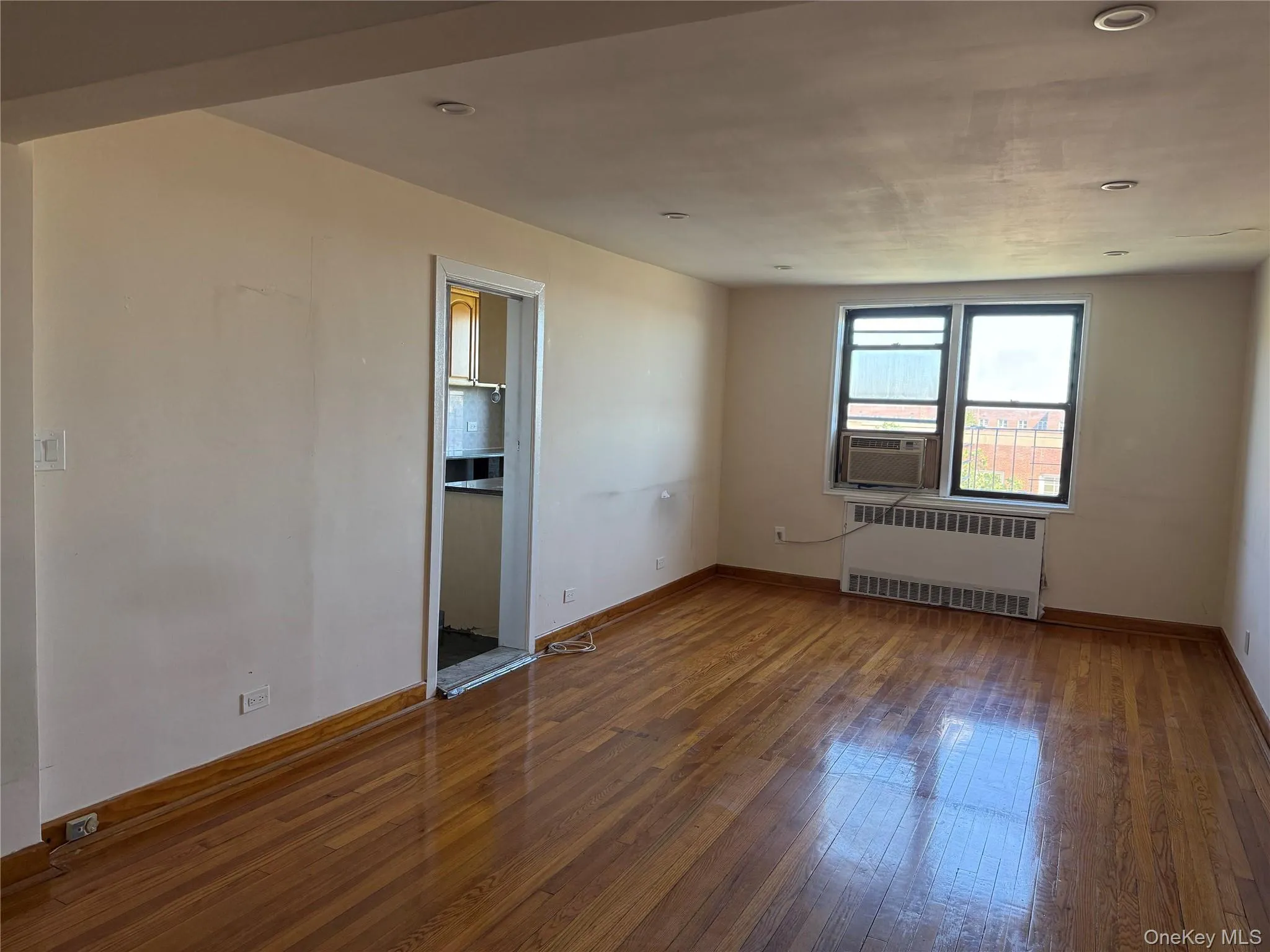 102-18 64th Avenue, New York, NY, 2 Bedrooms Bedrooms, 4 Rooms Rooms,1 BathroomBathrooms,Residential,For Rent,64th,0,1015118 102-18 64th Avenue, New York, NY, 2 Bedrooms Bedrooms, 4 Rooms Rooms,1 BathroomBathrooms,Residential,For Rent,64th,0,1015118