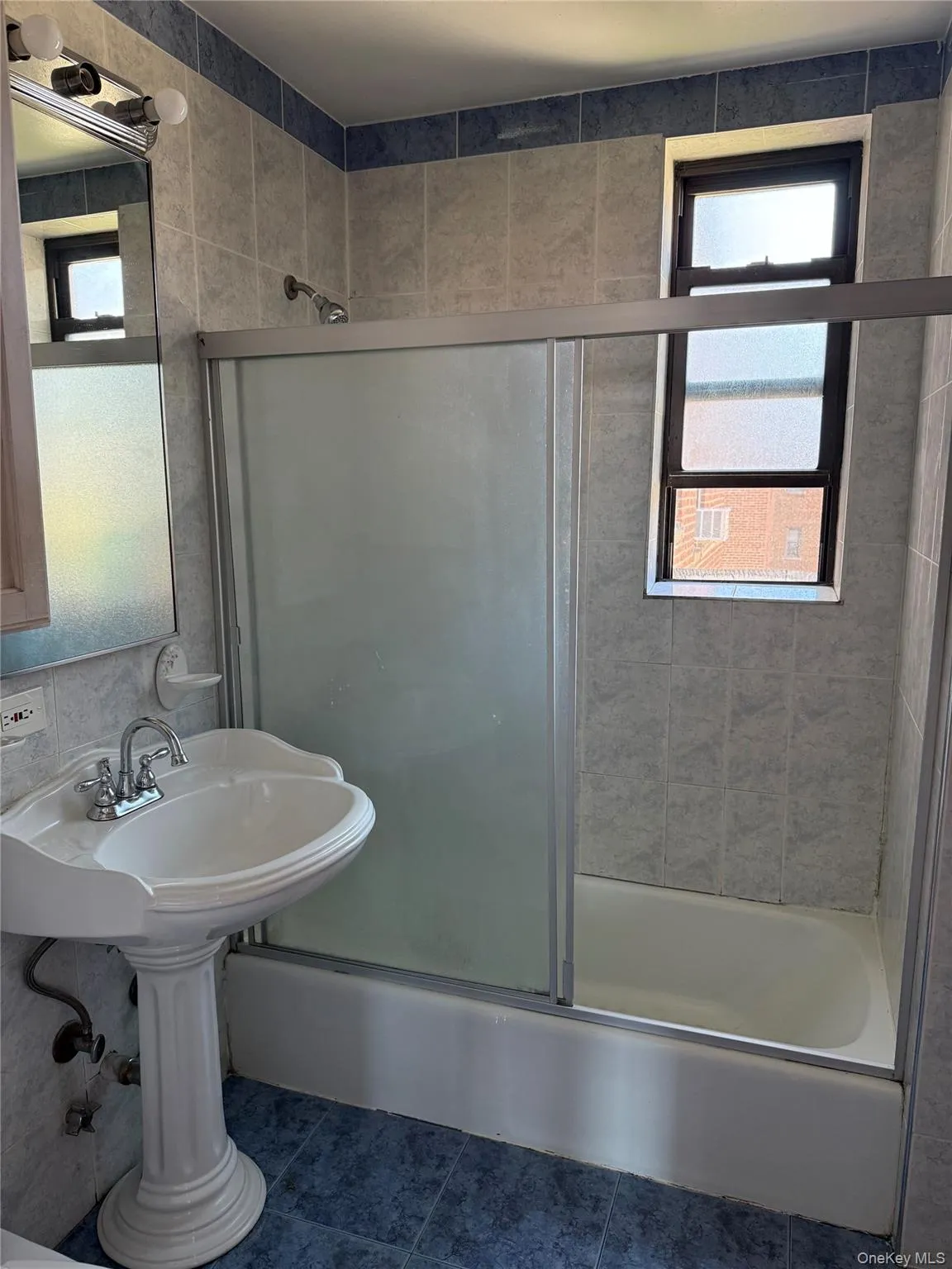 102-18 64th Avenue, New York, NY, 2 Bedrooms Bedrooms, 4 Rooms Rooms,1 BathroomBathrooms,Residential,For Rent,64th,0,1015118 102-18 64th Avenue, New York, NY, 2 Bedrooms Bedrooms, 4 Rooms Rooms,1 BathroomBathrooms,Residential,For Rent,64th,0,1015118